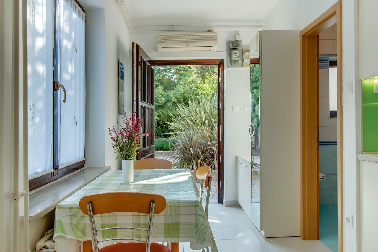 Apartment Simona マリ・ロシニュ エクステリア 写真